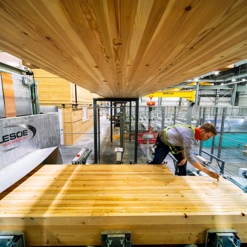 NWP06652